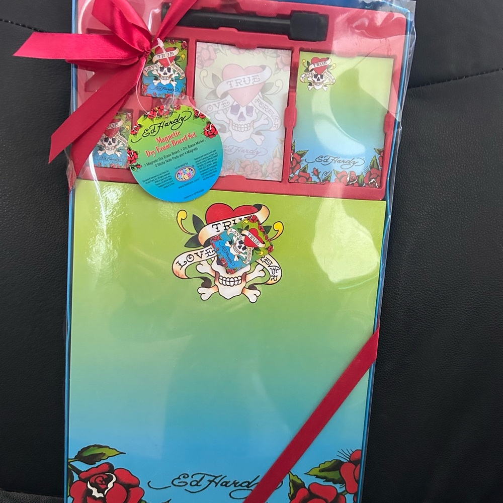 NWT Lisa Frank Ed Hardy Magnetic Dry Erase Board Set Vintage